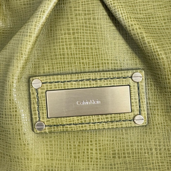 Calvin Klein hobo bag chartreuse green leather - Picture 4 of 5